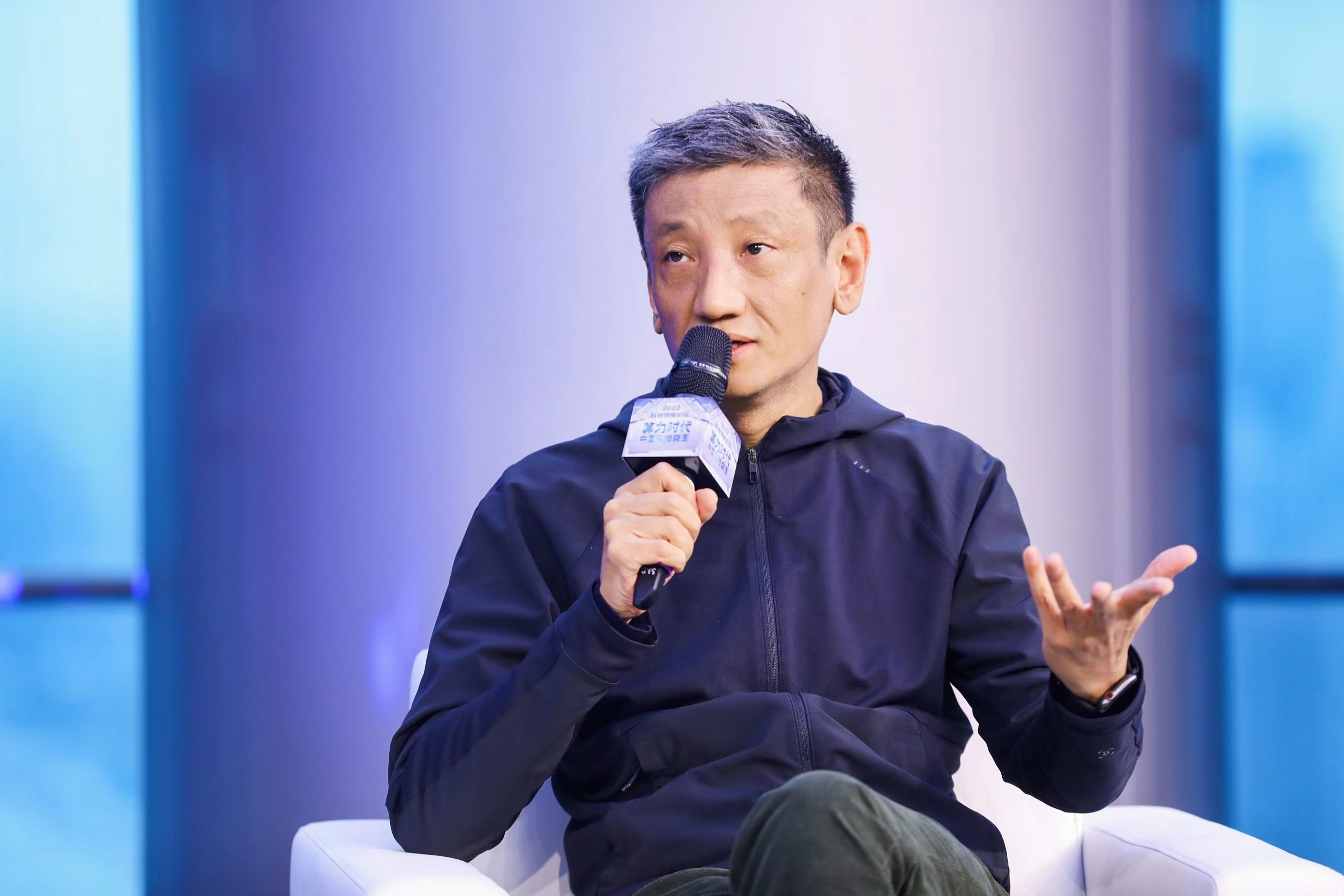 进一步探索元宇宙世界中的机遇和挑战3