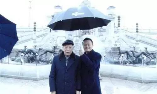 徐文荣简介(横店徐文荣简介)