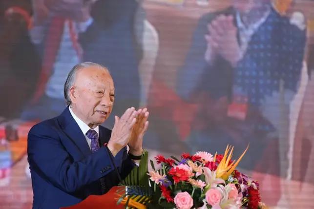 徐文荣简介(横店徐文荣简介)