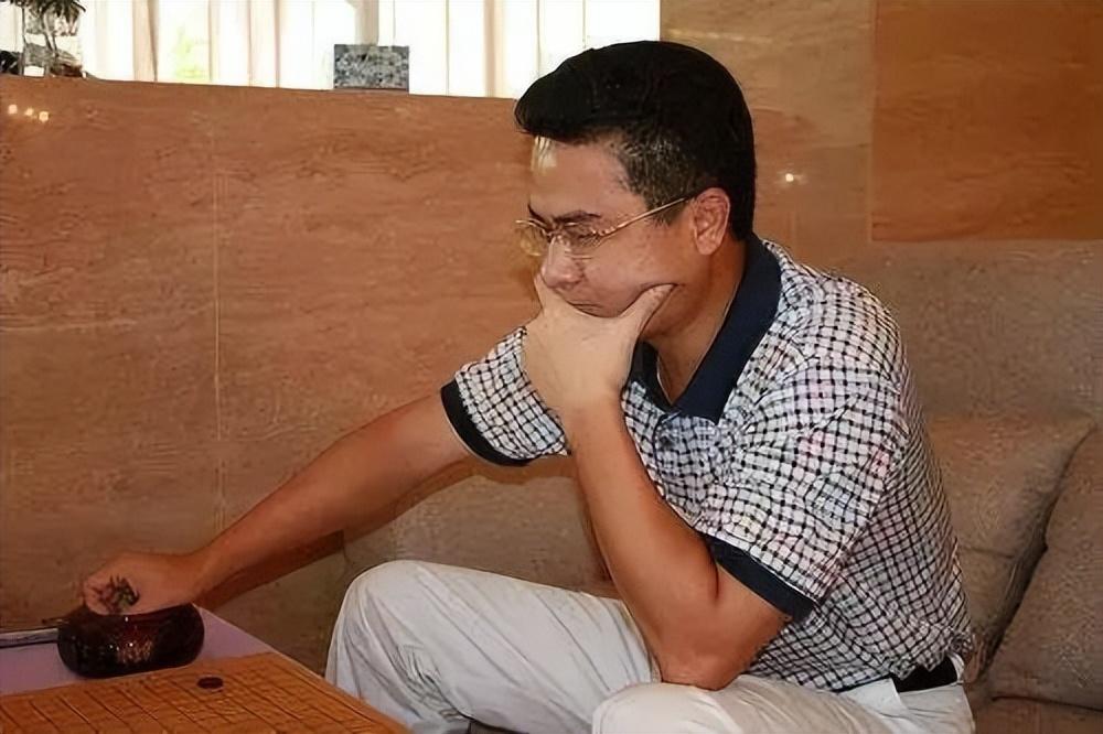 中南建设股票为何猛跌（中南股票为什么暴跌）