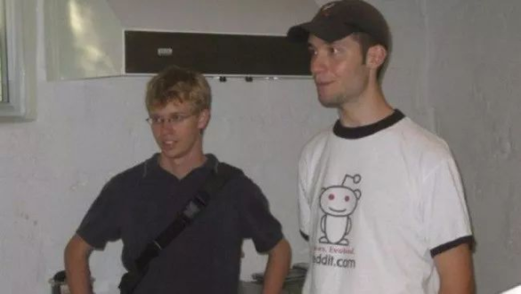 Reddit NFT 爆火,全球最大社区论坛成为 Web3 大规模应用前哨站 Reddit NFT 爆火,全球最大社区论坛成为 Web3 大规模应用前哨站