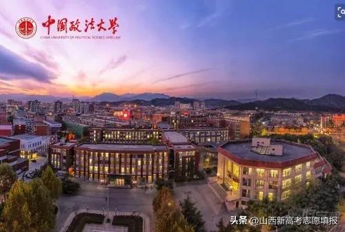 金融分析师需要考什么证（金融分析师需要考哪些）