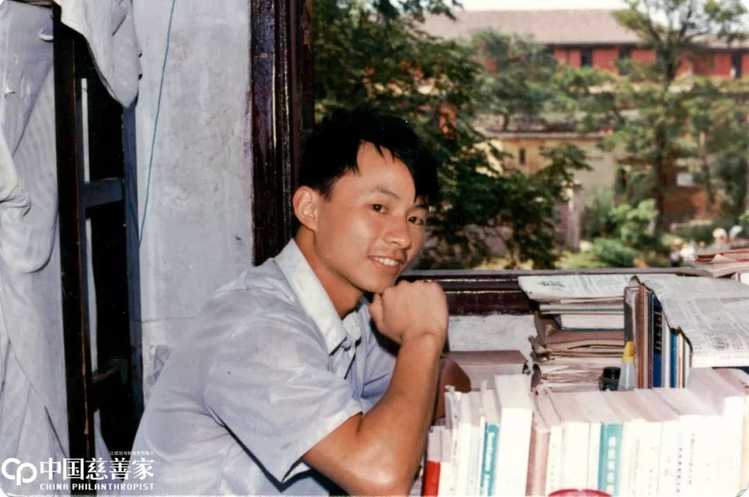 熊晓鸽简历(熊晓鸽简介)