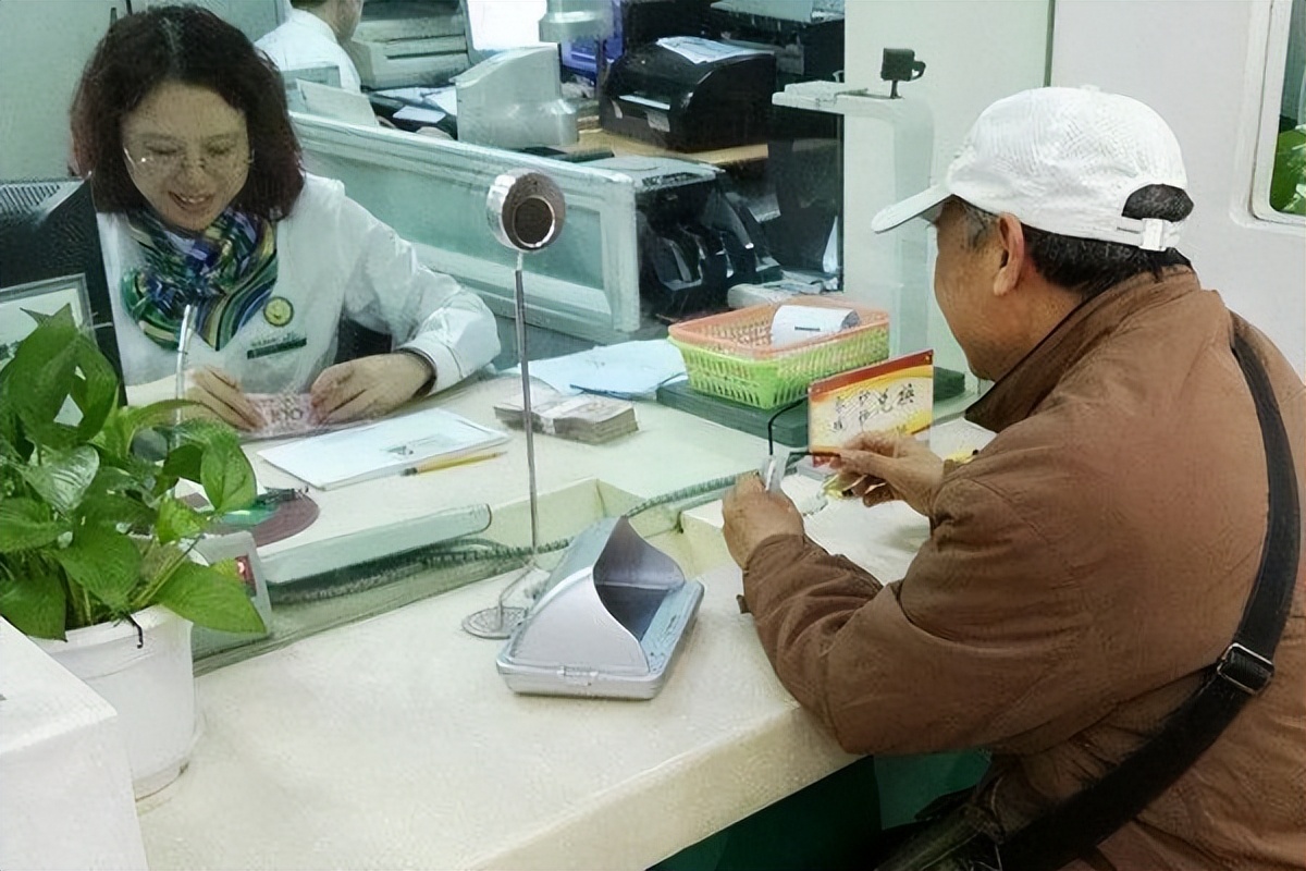 理财产品定期（理财产品定期报告的主要披露内容有）