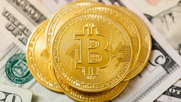 支付应用推动加密货币走向主流，比特币估值10万美元