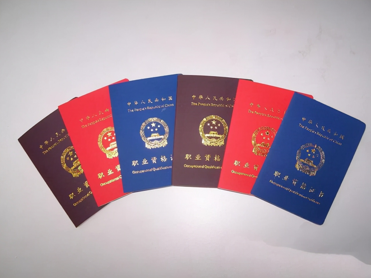 做金融要考什么证书（做金融需要考什么证）1