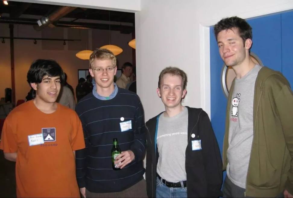 Reddit NFT 爆火,全球最大社区论坛成为 Web3 大规模应用前哨站2 Reddit NFT 爆火,全球最大社区论坛成为 Web3 大规模应用前哨站2