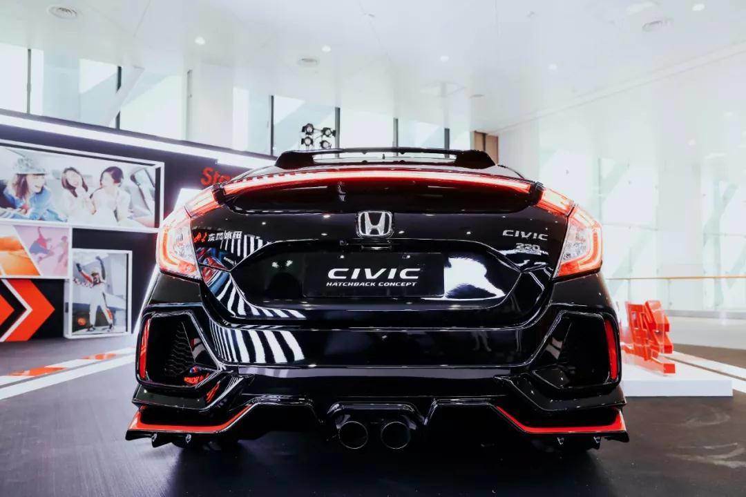 思域多少钱（本田红标思域多少钱）