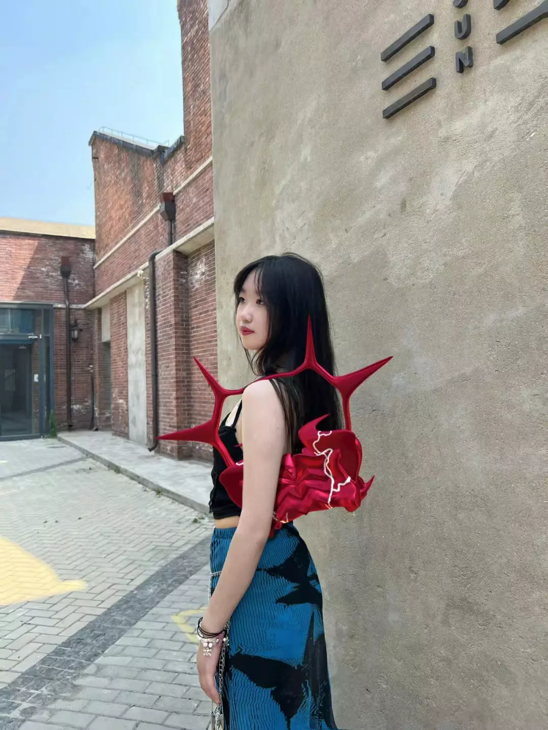 17岁高三女生在“元宇宙”设计虚拟时装,女明星竟穿上她的设计?26 17岁高三女生在“元宇宙”设计虚拟时装,女明星竟穿上她的设计?26