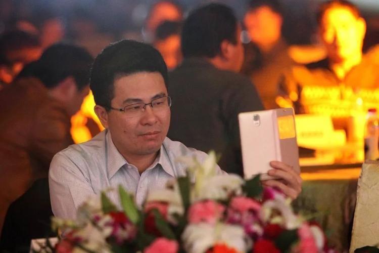 中南建设股票为何猛跌（中南股票为什么暴跌）