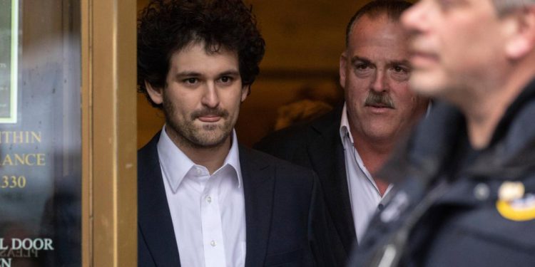 SBF定于1/3受审！副手证词背刺成FTX法律战致命关键