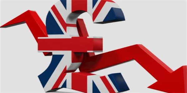 英镑出现史上最严重的贬值 其中的原因是什么?