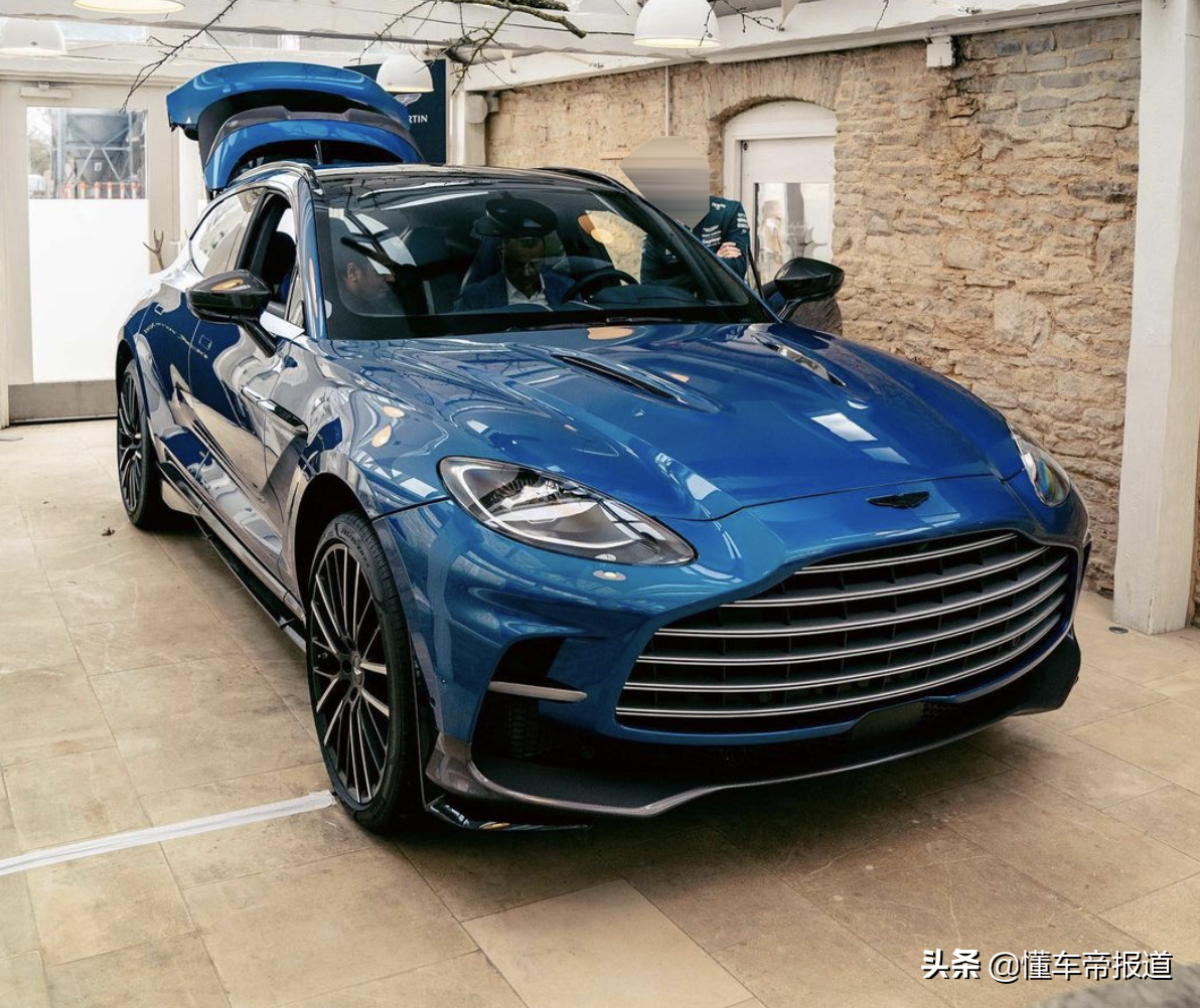 法拉利多少钱(玛莎拉蒂多少钱)