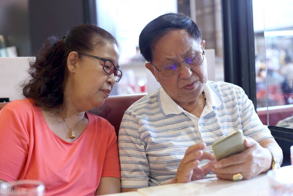 买理财好还是买基金好（现在买理财还是基金好）2