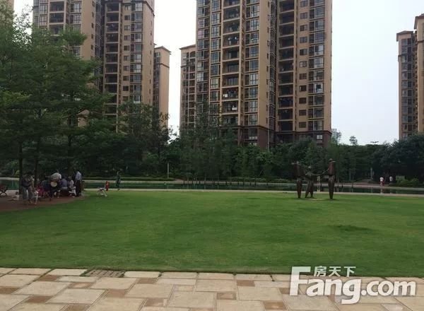 等额本金与等额本息的区别（等额本金与等额本息的区别在哪里）2