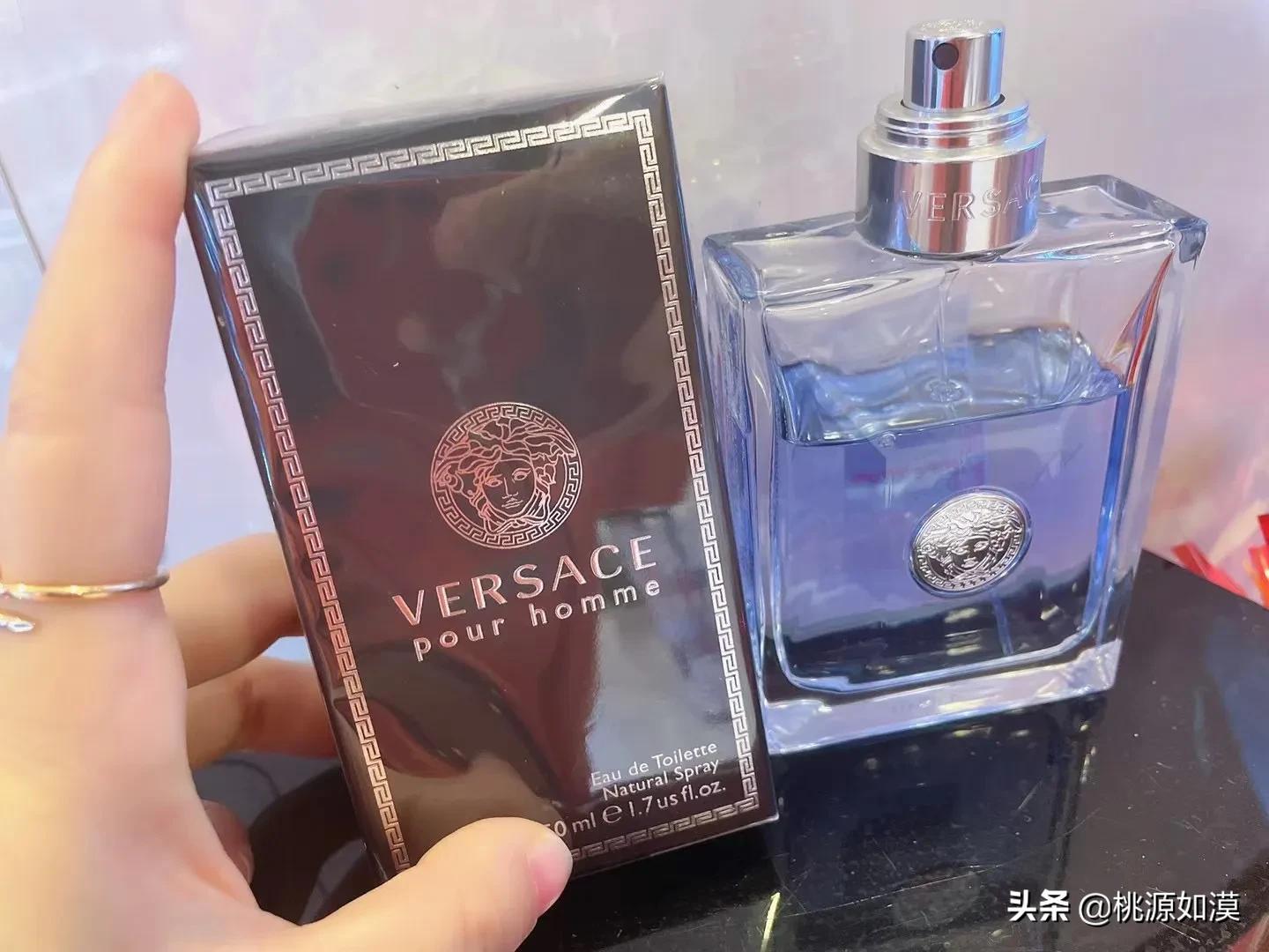 香奈儿蔚蓝香水介绍（香奈儿蔚蓝香水什么味道）