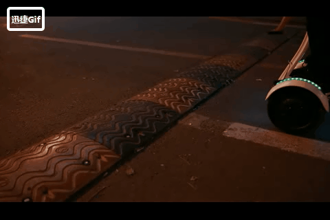 领奥和阿尔郎平衡车哪个好（领奥与阿尔郎平衡车哪个更好）