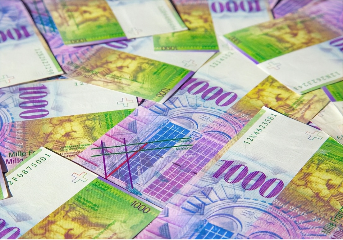 哪国货币最值钱排行（哪个国家货币最值钱排名）