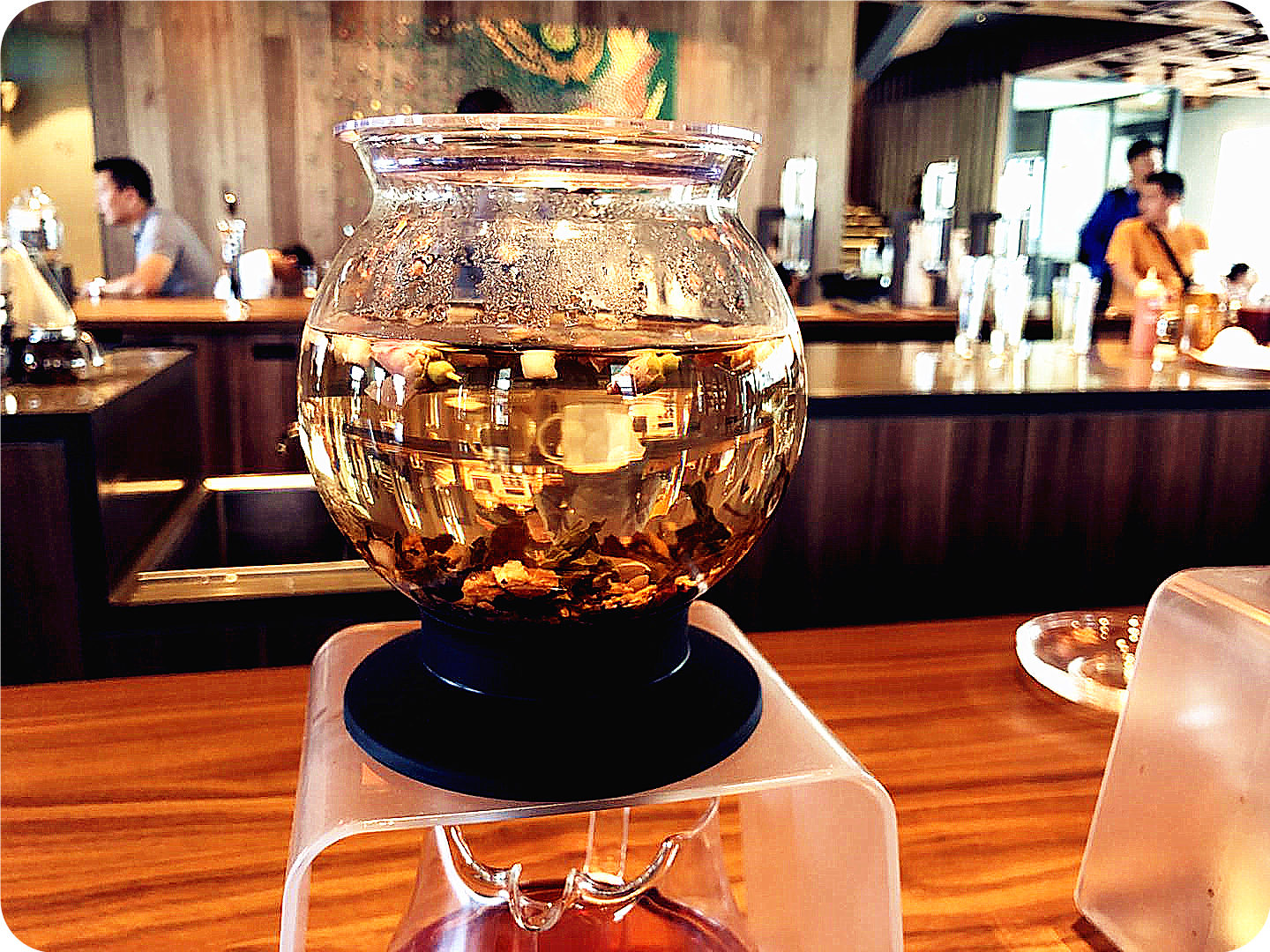 星巴克臻选店全球几家（星巴克臻选店有哪些）