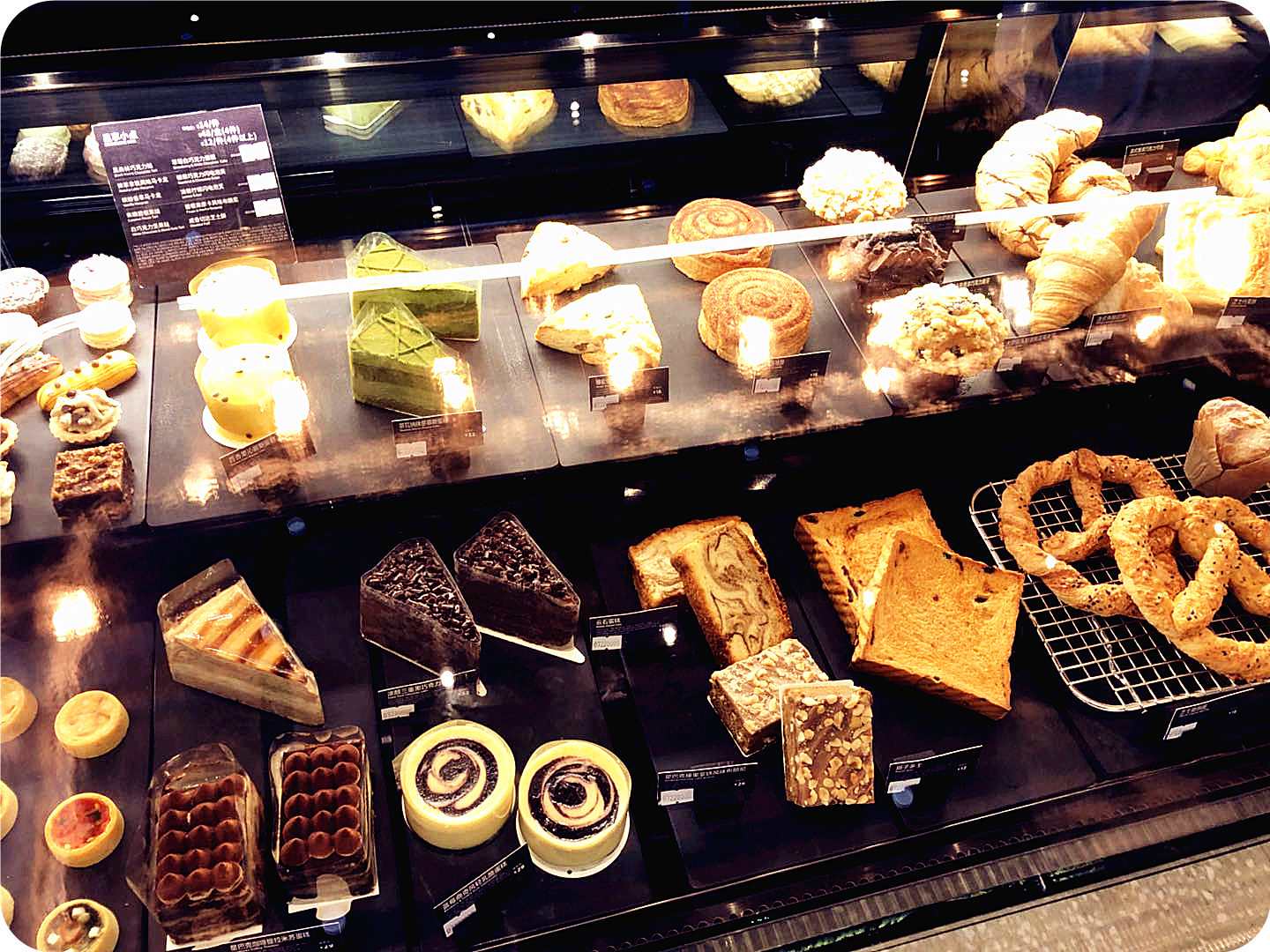 星巴克臻选店全球几家（星巴克臻选店有哪些）