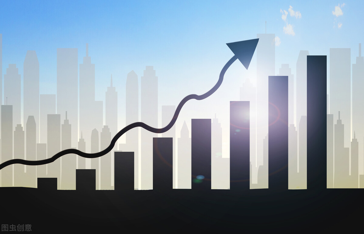 新手买基金买什么类型的好（新手应该买什么类型的基金）