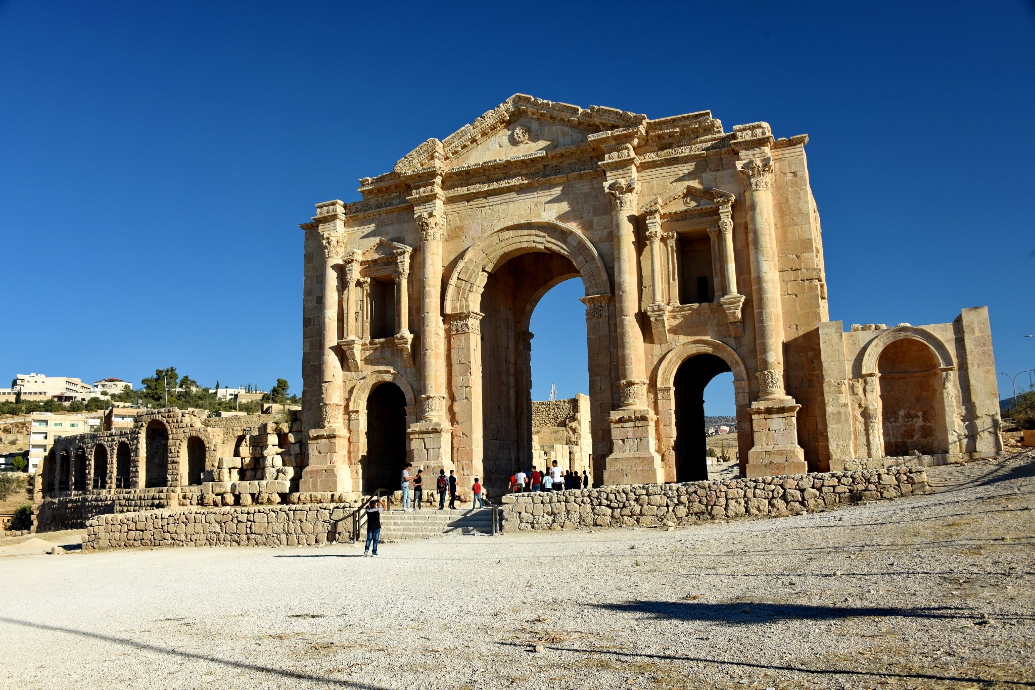 阿曼里亚尔是哪个国家的货币（阿尔巴尼亚的货币）