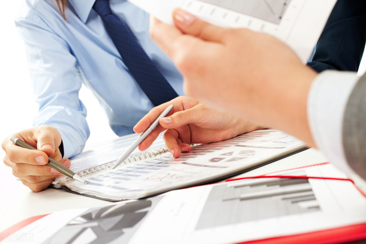 零基础学理财五步迈入新中产（零基础学理财五步迈入新中产 这书怎么样）