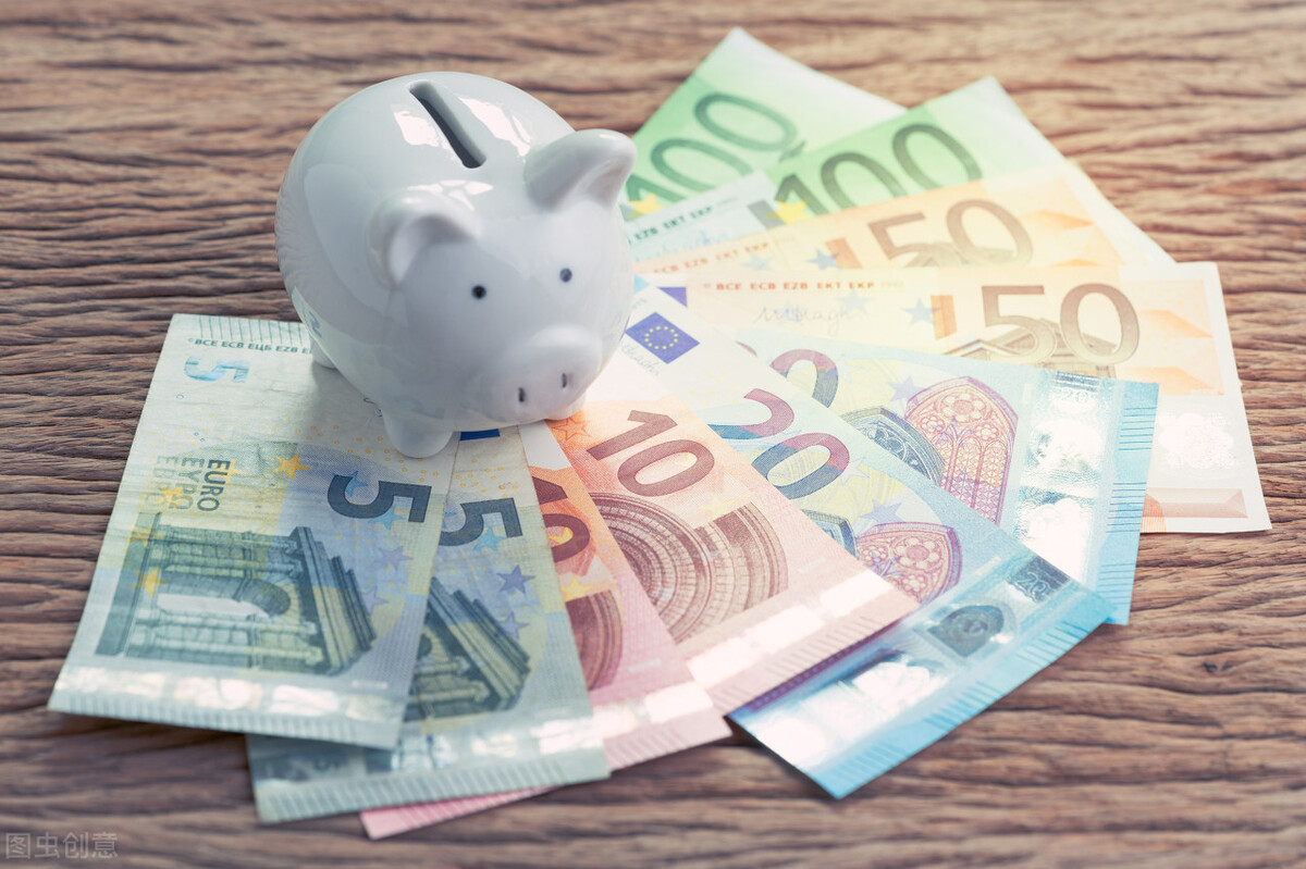 新手适合投什么基金（基金适合新手吗）5