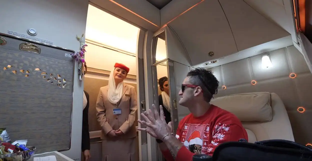 飞机多少钱一架人民币（一架飞机多少元(人民币)）7