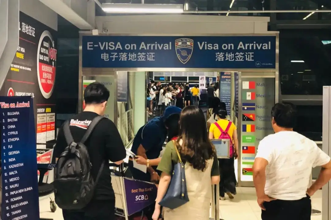 飞机多少钱一架人民币（一架飞机多少元(人民币)）1