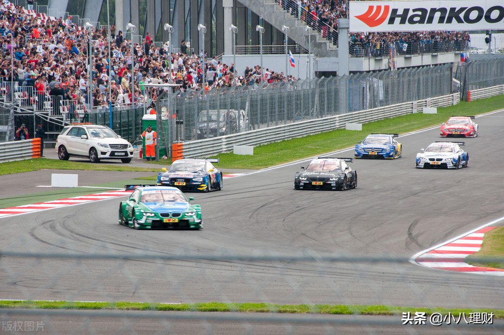 如何选择买基金挣钱（怎么样买基金才赚钱）1