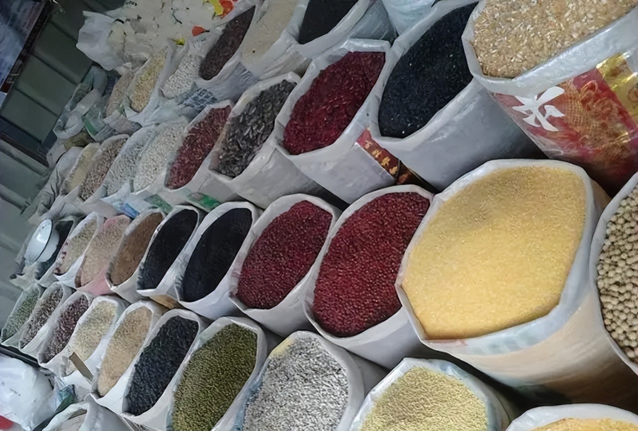 当今最赚钱的小本生意（当今最赚钱的小本生意有哪些）5