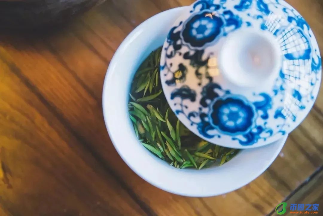 哀而不伤什么意思（哀而不伤的出处和典故）