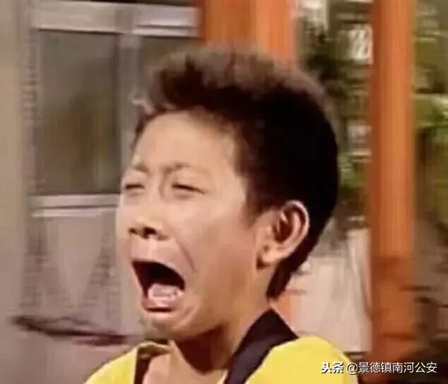 大嘴巴是什么意思（猫张大嘴巴是什么意思）