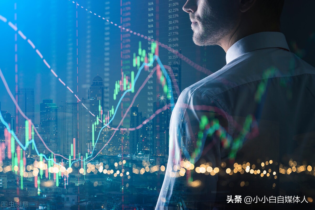 2000元炒股一个月能赚多少钱（2000元炒股一年赚多少）