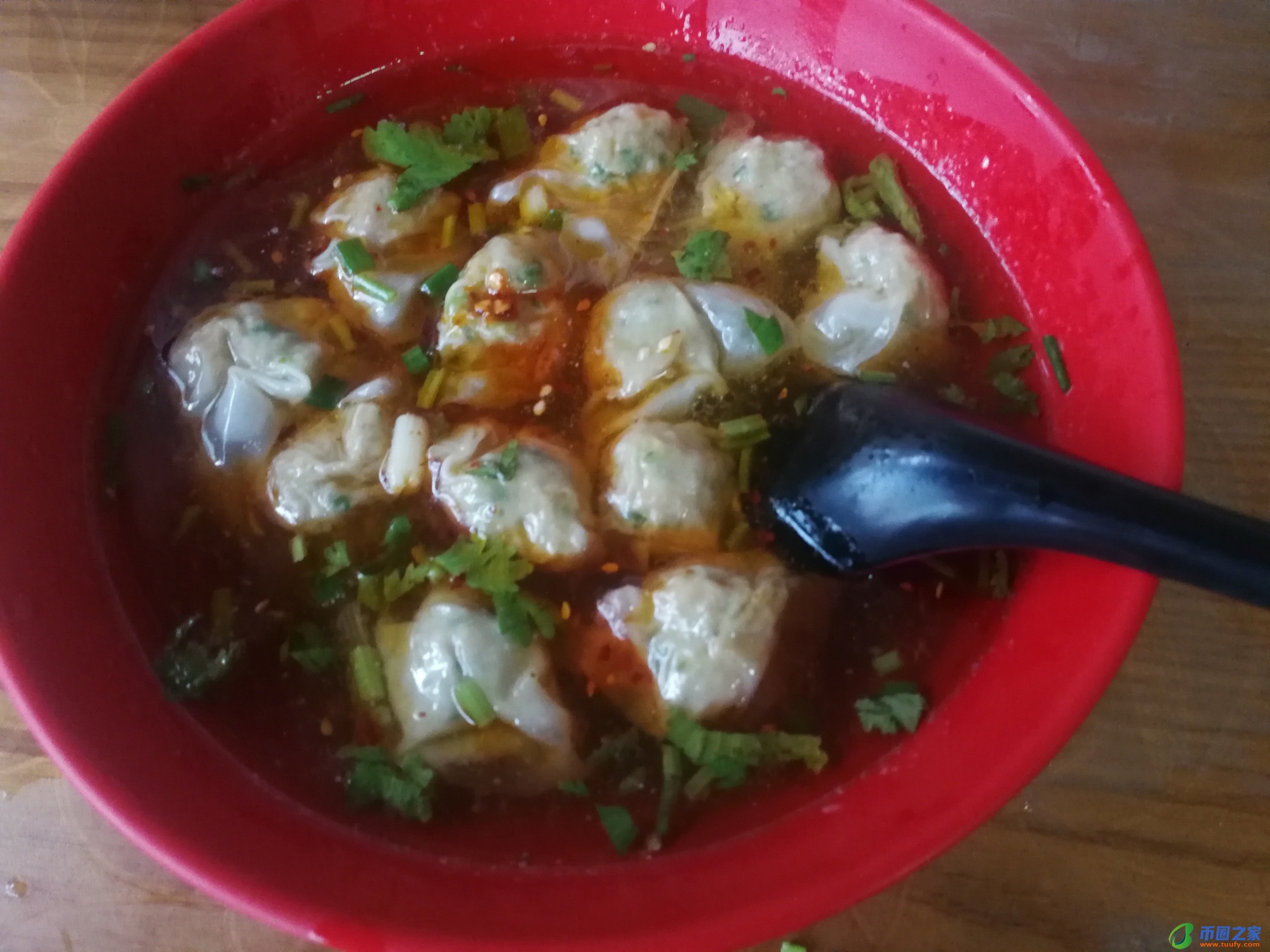 小馄饨煮几分钟熟（馄饨怎么包）