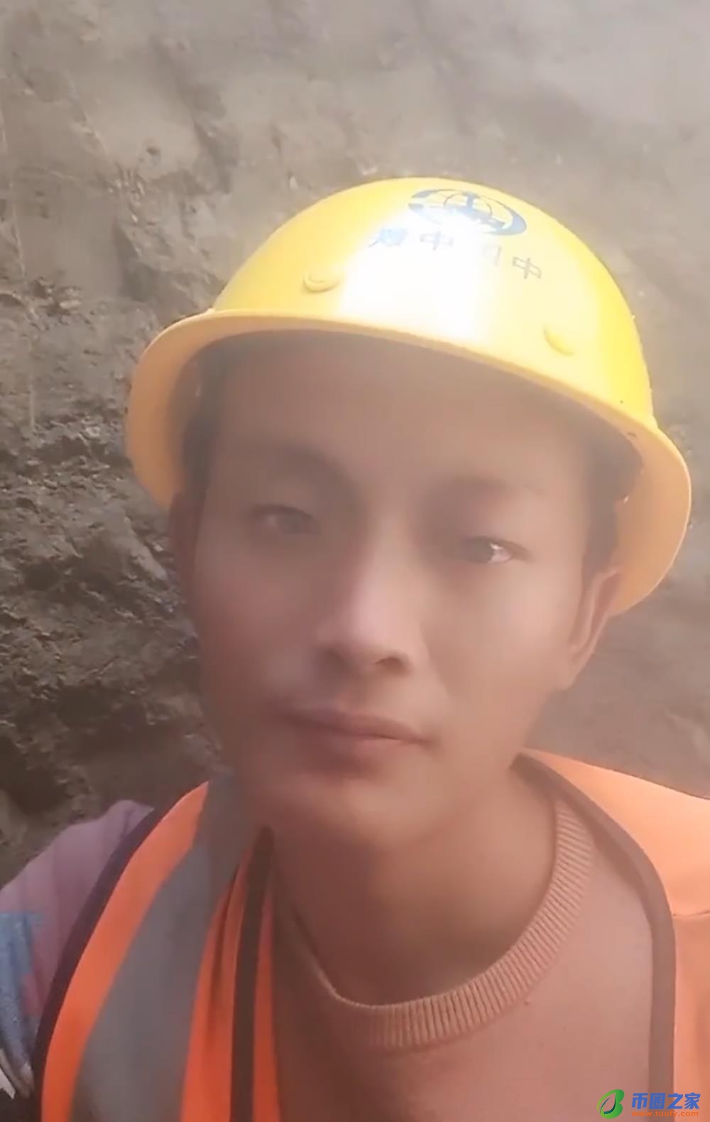 梦见在水里捞东西（孕妇梦见在水里捞东西）