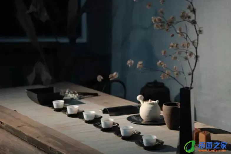 哀而不伤什么意思（哀而不伤的出处和典故）