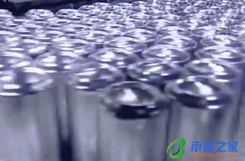 易拉罐是什么材质（易拉罐铝多少钱一斤）