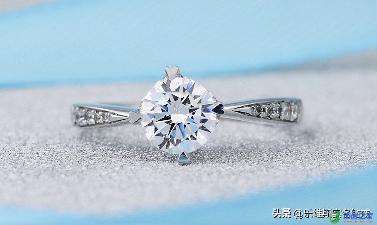 一克拉钻戒多少分（钻石一克拉多少钱）