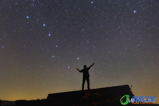 北斗七星勺柄方向（北斗七星勺柄方向是哪里）