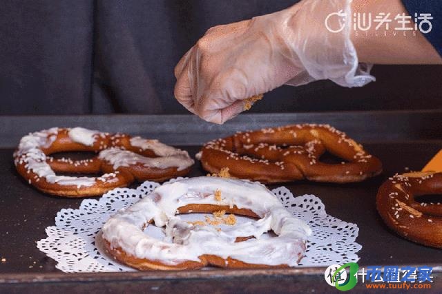 奶酪是什么味道的（奶酪是什么味道的东西）