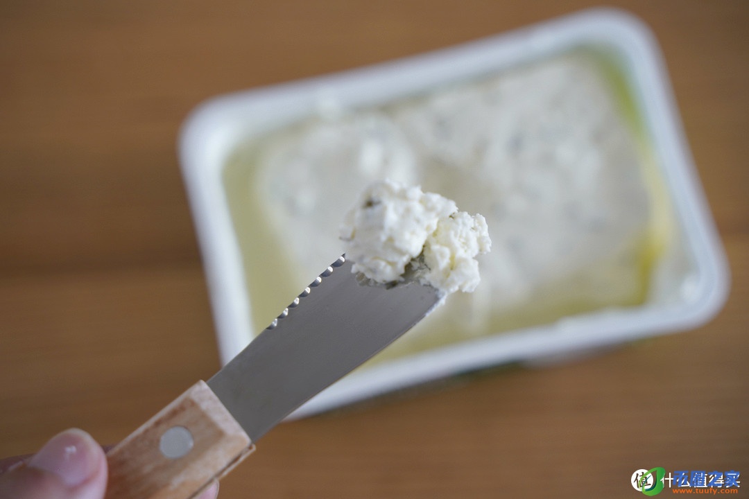 奶酪是什么味道的（奶酪是什么味道的东西）