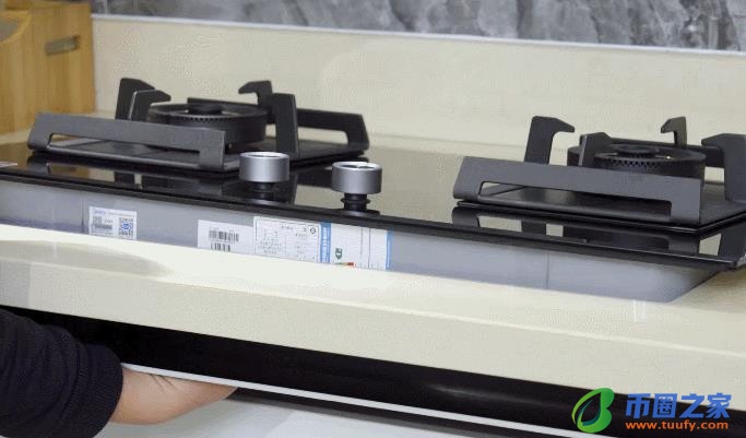 天然气灶打不着火（天然气燃气灶打不着）