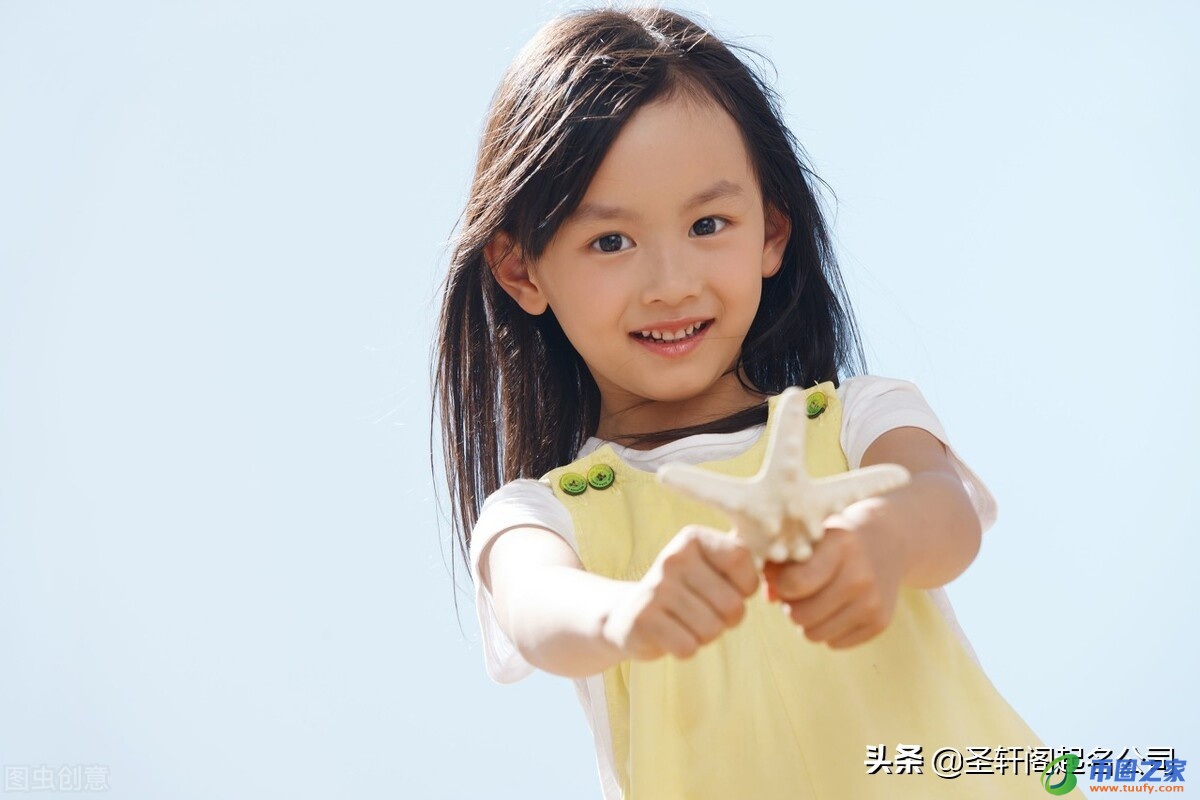 带蓝字的古风名字（女孩取什么名字好听又有贵气）