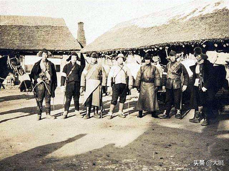 熬鹰女孩是什么梗