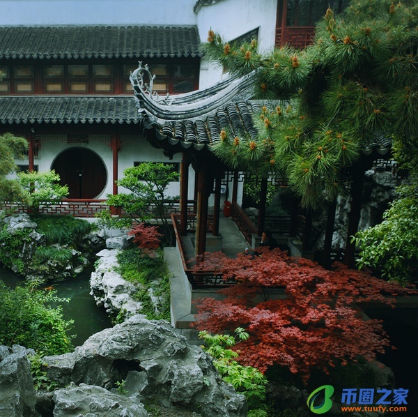 黄鹤楼的作者是谁（崔颢《黄鹤楼》全诗）