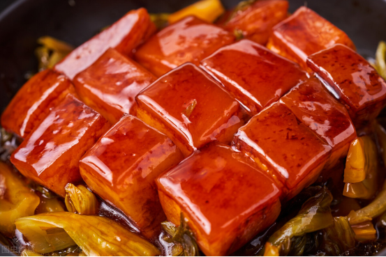 五花肉焯水几分钟（五花肉焯水后怎么做好吃）