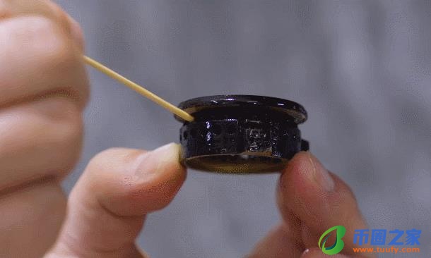 天然气灶打不着火（天然气燃气灶打不着）