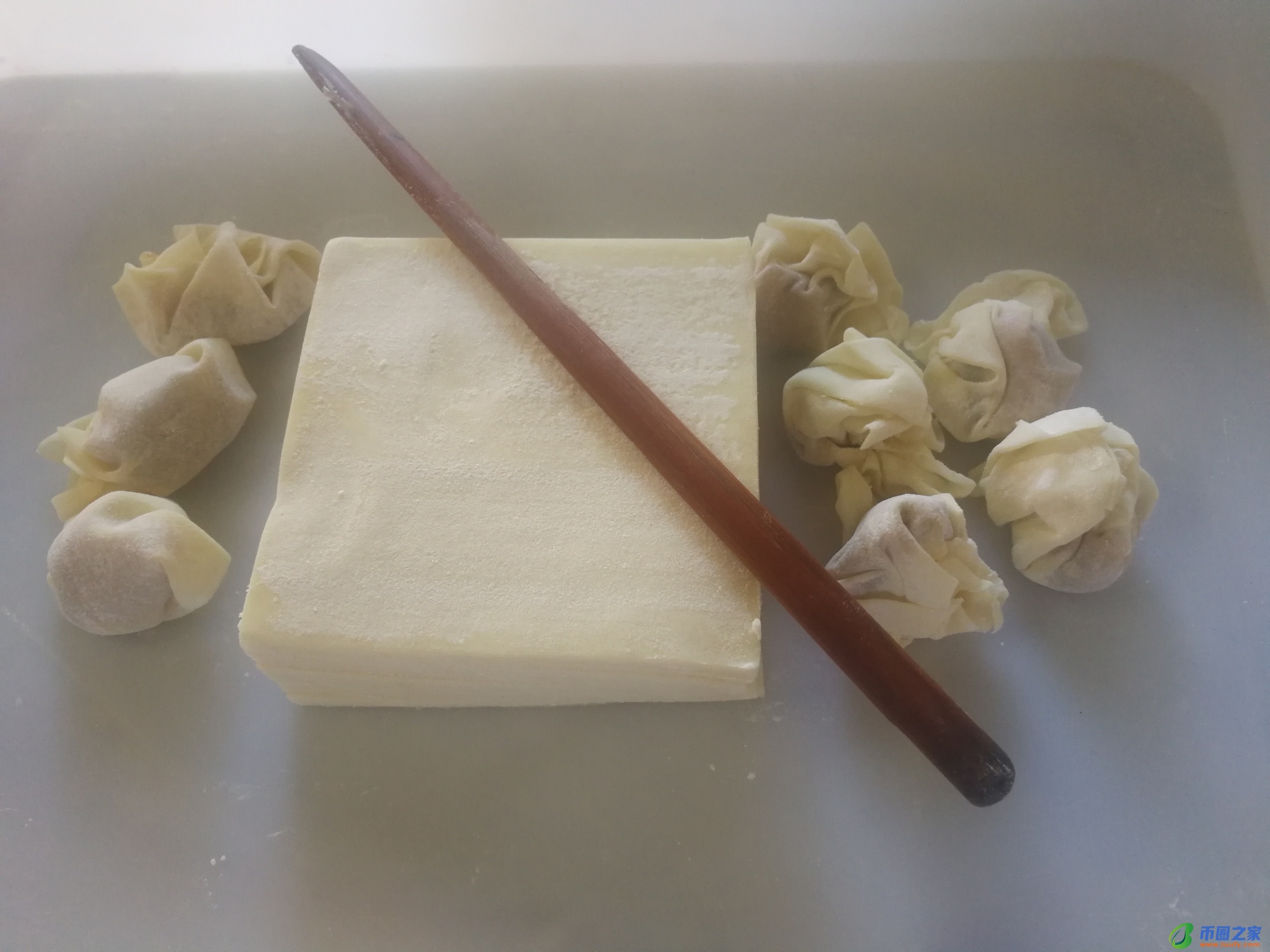 小馄饨煮几分钟熟（馄饨怎么包）